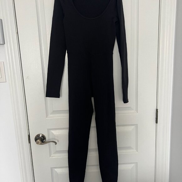 Aritzia Wilfred Free Maxe Jumpsuit Black - Picture 2 of 4